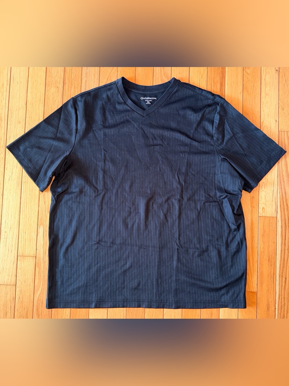NWOT men’s Croft & Barrow XL black V neck short sleeved cotton poly striped